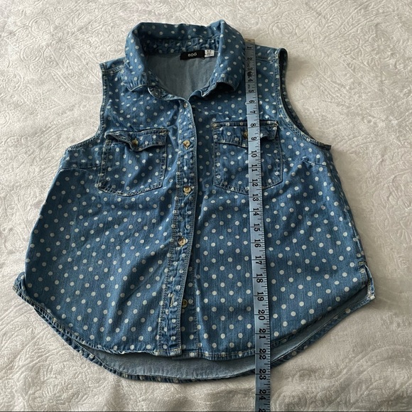 BDG Polkadot Chambray Button Down Top - Picture 5 of 6
